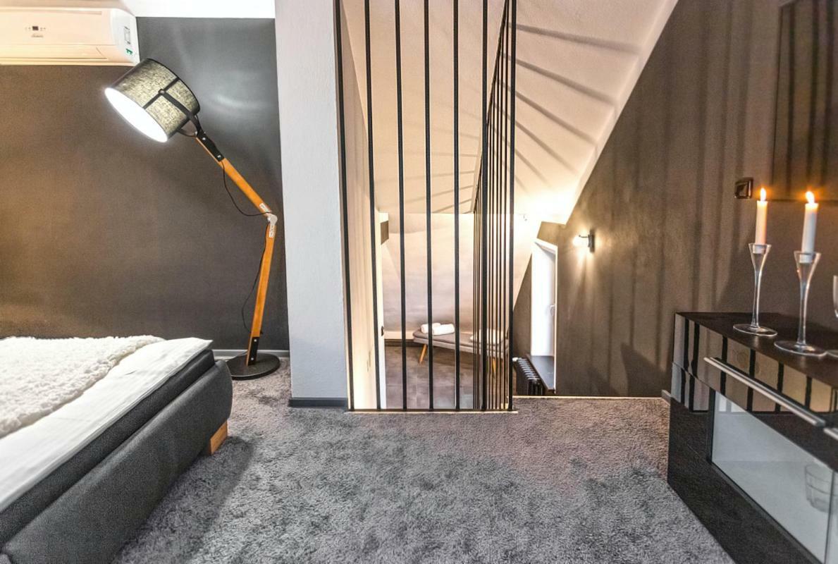 Apartment Charlie Прага Экстерьер фото