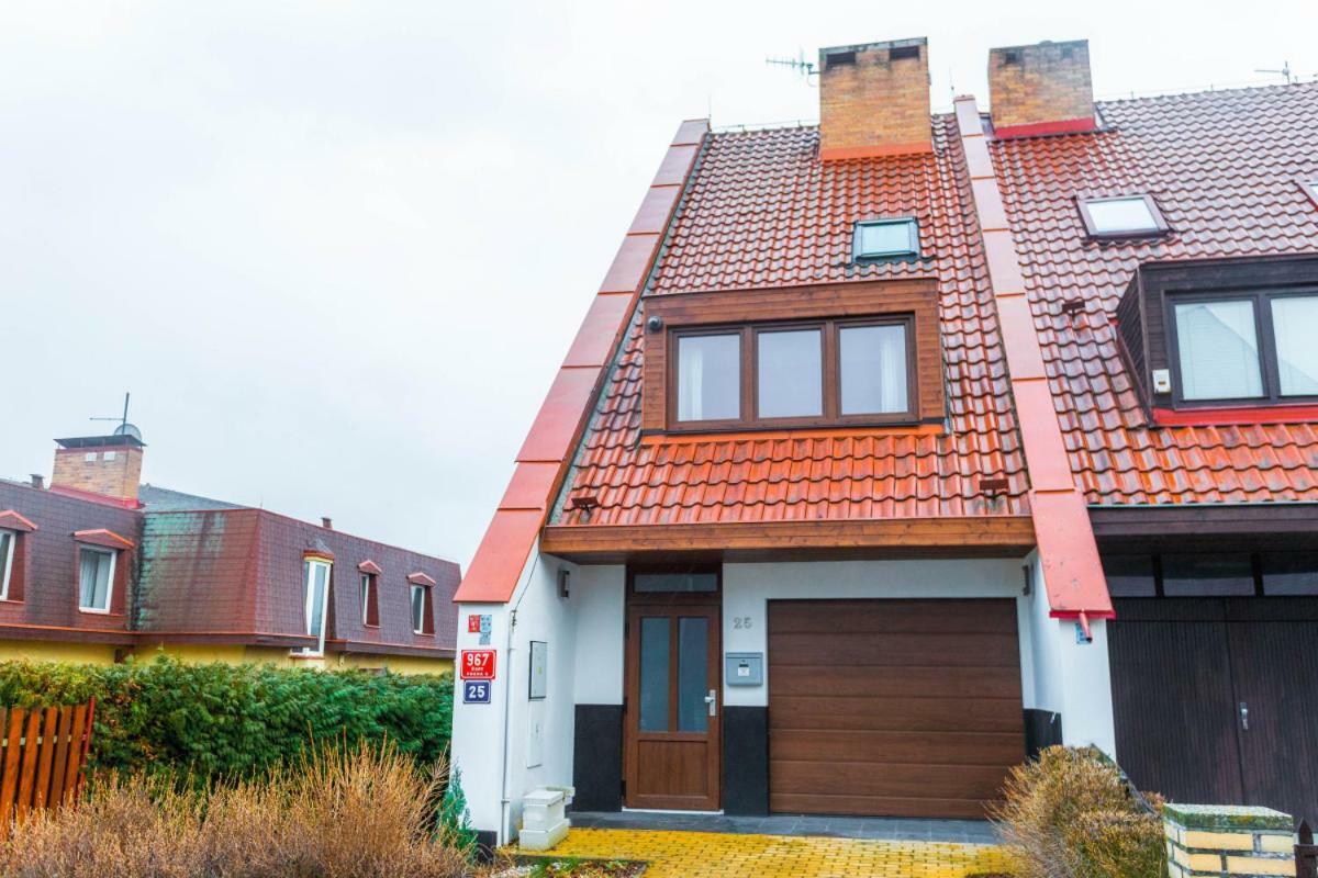 Apartment Charlie Прага Экстерьер фото